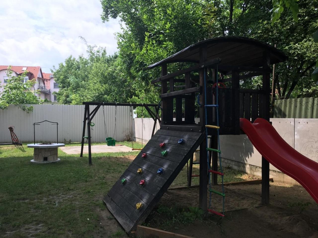 Zoeld Beka Apartmanok Koelcsey I Hajdúszoboszló Zewnętrze zdjęcie
