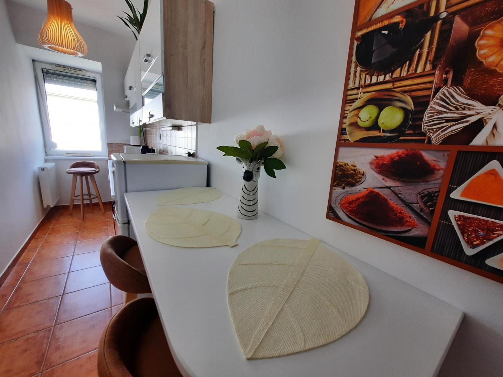 Zoeld Beka Apartmanok Koelcsey I Hajdúszoboszló Zewnętrze zdjęcie